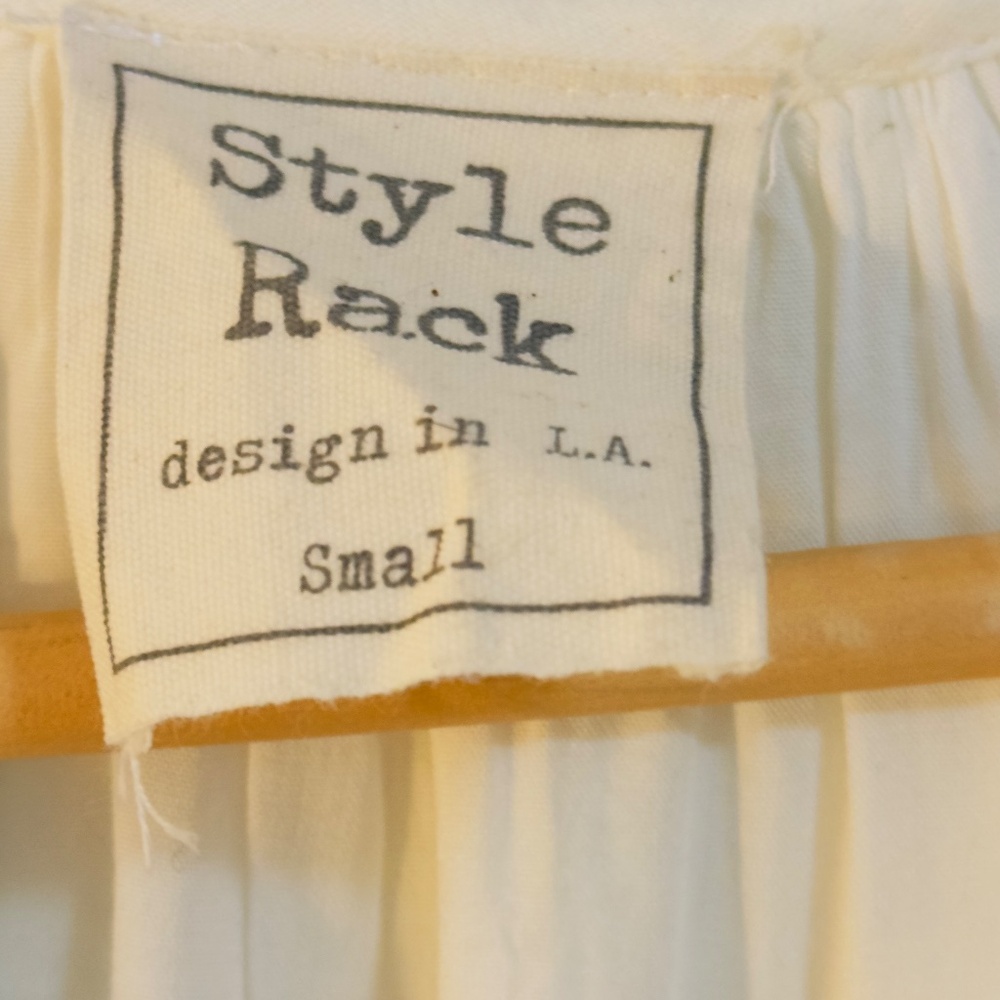 Style Rack Designed in LA - Cut Out Romper - Picture 3 of 3